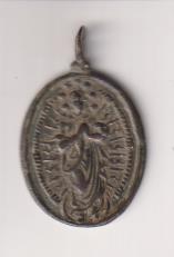 Inmaculada. Medalla (AE 23 mms.) R/ Cáliz entre ángeles. Ley. Latín. Siglo XVIII
