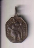 San Cristobal. Medalla (AE 18 mms.) R/ San Vicente Ferrer. Siglo XVIII