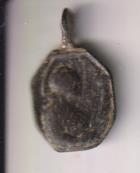 SAnta Bárbara. medalla (AE 17 m) R/ Virgen. Siglo XVII-XVIII