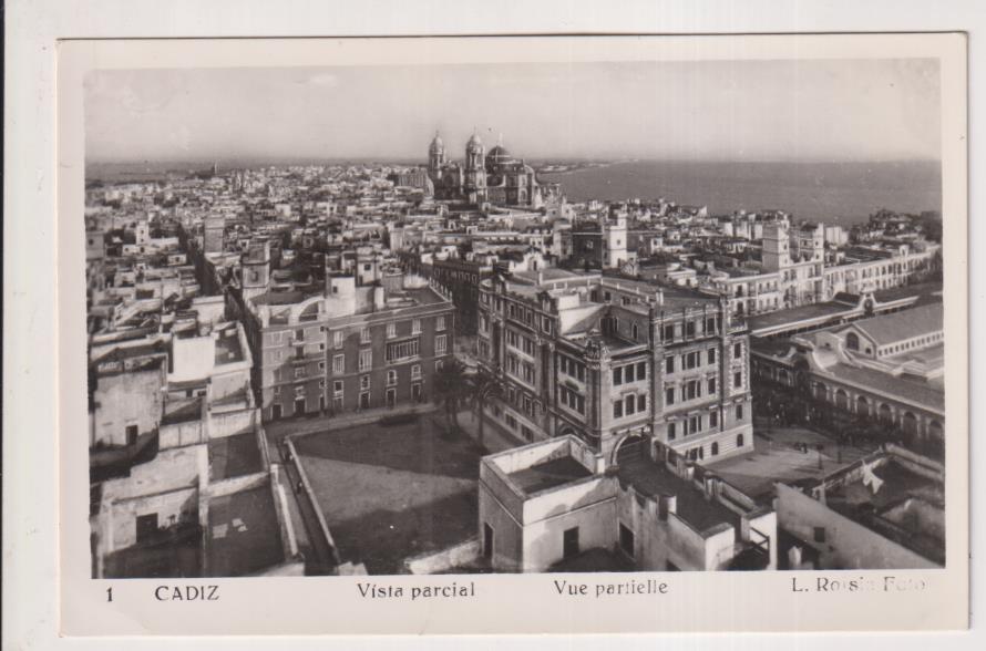 Cádiz.- Vista Parcial. L. Roisín Foto. 1. Fechado el 12 de Octubre de 1953