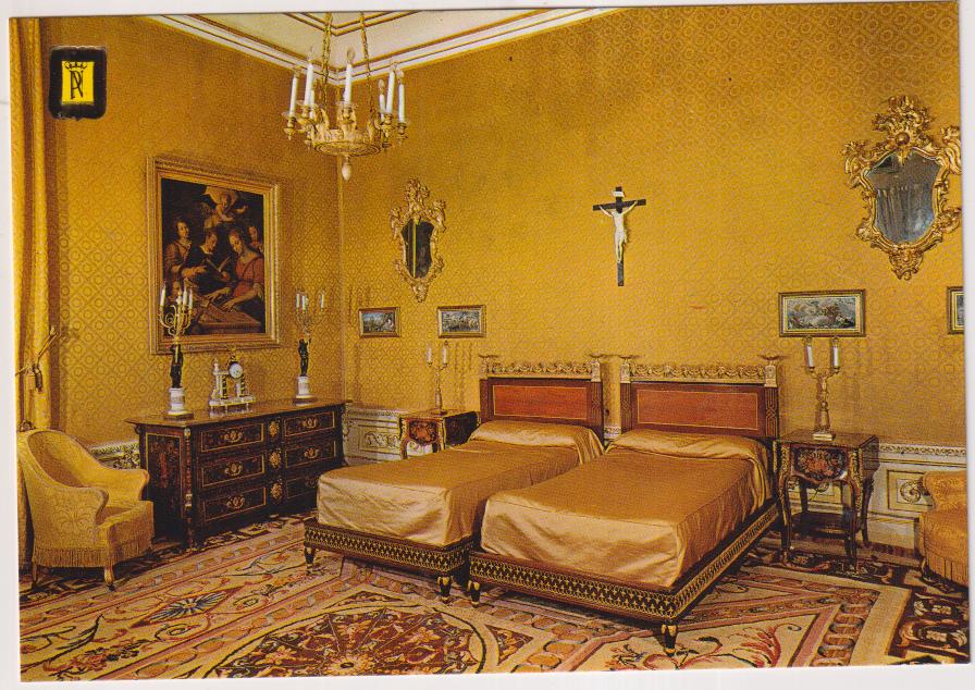 Palacio de El Pardo.- Dormitorio amarillo.  Editorial Patrimonio nacional
