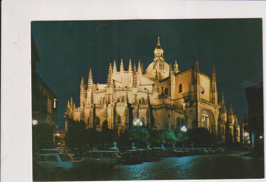 Segovia. La Catedral. Aspecto Nocturno