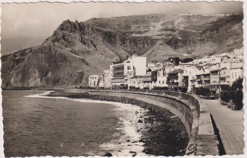 Santa Cruz de la Palma. Avenida Marítima. Ediciones Arriba. Fechado al Dorso: 31-5-1958