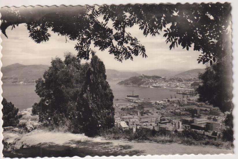 Vigo.- Vista parcial desde El Monte El Castro. Ediciones Lujo 21. Fechado en junio del 58