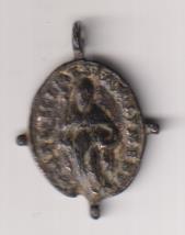 Sants. Eclesiam. Lumen. Medalla (AE Dorado 22 mms.) R/ Crucificado entre dos santos