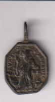 San Benito y Cruz. Medalla (AE 18 mms.) R/Cruz de San Benito. Siglo XVII-XVIII