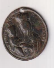 Regina Montis Regalis. medalla (AE 32 mms.) R/ Santo arrodillado ante la Virgen. Siglo XVII-XVIII