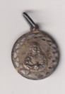 Fátima. Medalla Troquelada (22 mm.) A/ Corazón de Jesús, a der. Punzón de 925. R. La virgen rodeada de los Niños. Bonita medalla