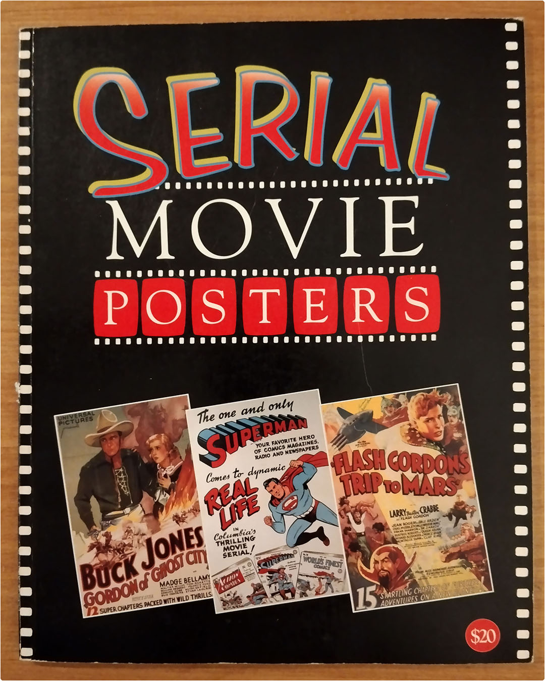 Serial Movie Posters by Bruce Heshenson and Richard Allen 1999. Libro de carteles de Series. (28x22,5 cm) con 216 Fotografías de Carteles en color
