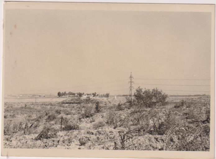 Fotografía (9x12) Vista de Camas. Fotógrafo Agudelo. Años 60-70