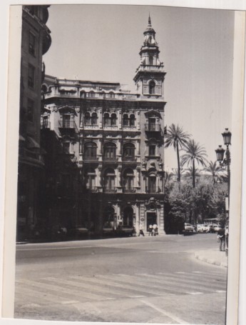 Fotografía (12x8,5) Fotógrafo Agudelo. Sevilla, Plaza Nueva. Cía Telefónica (Juan M. Talavera 1925-28)
