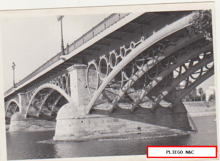 fotografía (9x12) puente de Isabel ii. Fotógrafo Agudelo. Años 60-70