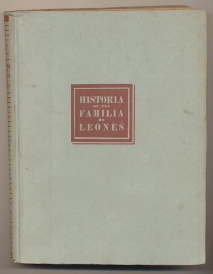 Los Libros de la Naturaleza. Historia de una Familia de Leones por H. Pienaar. Seix y Barral Editores. Barcelona 1943
