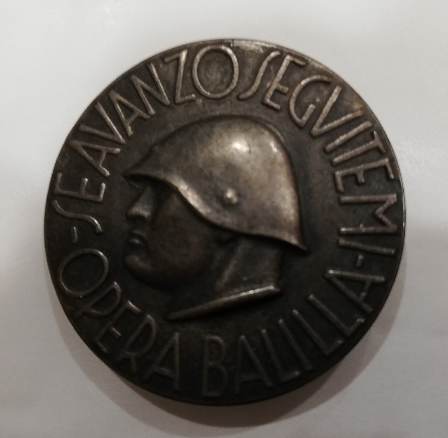 Italia. Medalla 'Opera Balilla' (1932/37). Busto de Mussolini. ESCASA