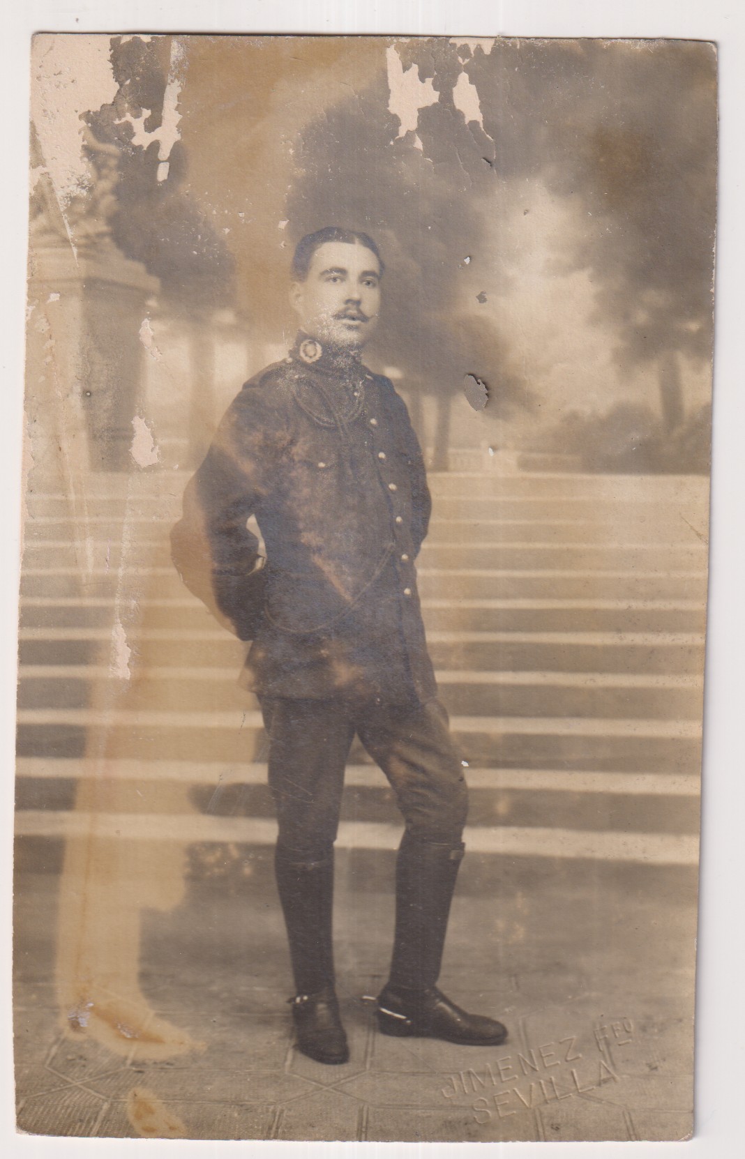 Foto Postal. Militar. Foto. Jiménez, Sevilla. Al dorso. Dedicada y Sevilla 1916