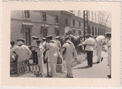 Infantería de Marina. Día de la Entrada en la Escuela de Aplicación. San Fernando. Año 1955. Foto Malet
