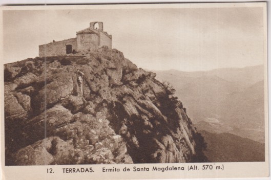 Terradas. Ermita de santa Magdalena (alt. 570 m.) L Roisin. Fot. Escrita al dorso
