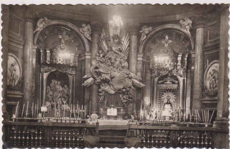 Zaragoza.- Santa Capilla de la Virgen del Pilar. Franqueado y fechado en 1949