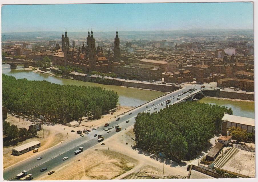 Zaragoza.- Puente de Santiago y Basílica del Pilar