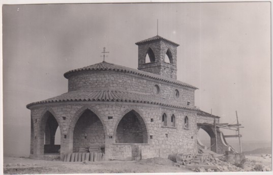 Fayón. ermita de nuestra señora del pilar. sin usar