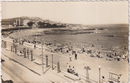 143 La Coruña. Playa de Riazor. Ediciones Arribas. Sin usar