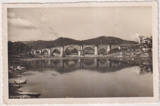8. Orense. Puente sobre el Miño. Ediciones Arribas. Franqueado y fechado 17. Ago. 1956. Destino: Sevilla