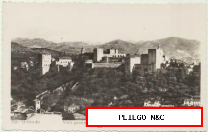 Granada. vista general con Sierra Nevada al fondo. Franqueado y fechado en 1952