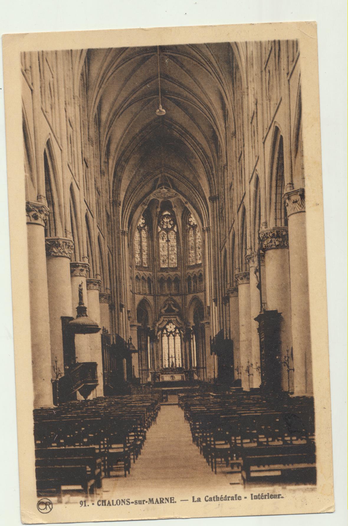 Chalons-sur-Marne. La Cathedrale-Interieur. Fechada en 1922
