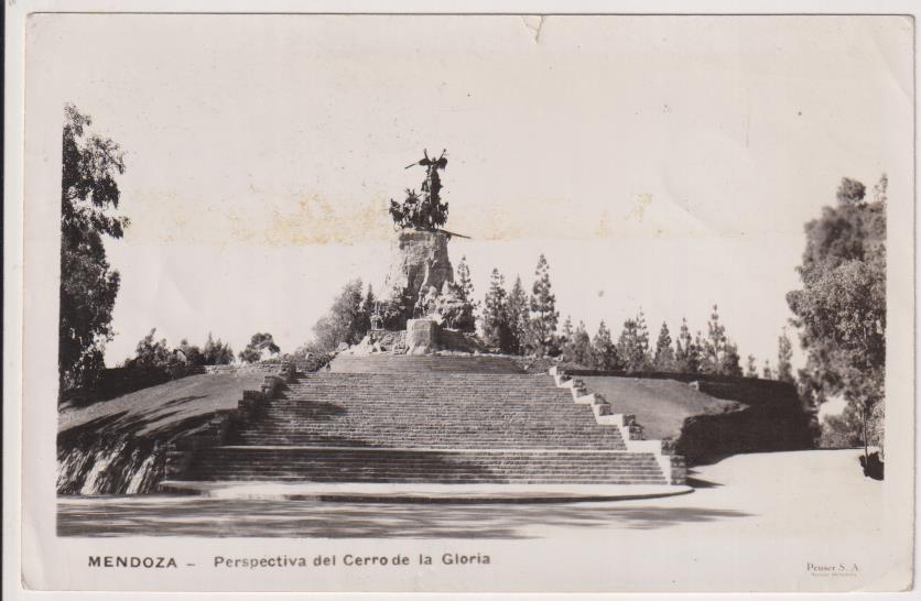 Argentina. Foto-Postal. Mendoza. Perspectiva del Cerro de la Gloria. Fechado 1948
