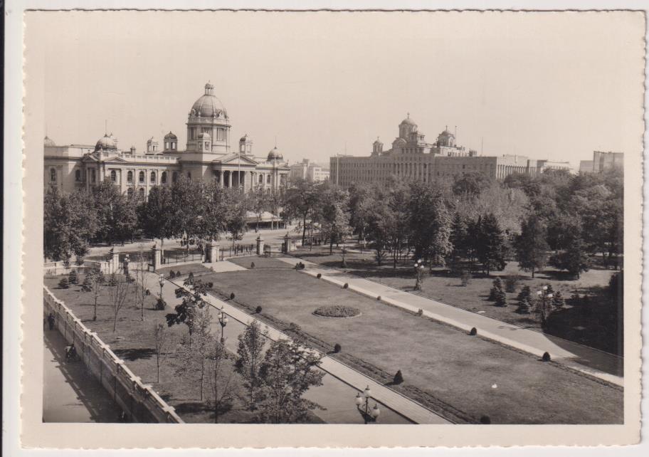 Foto-Postal. Belgrado. Comunidad Nacional. Años 50