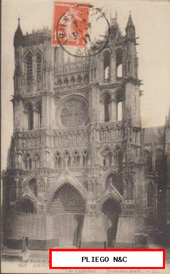 Amiens-Cathedrale. Franqueado en Amiens en 1917