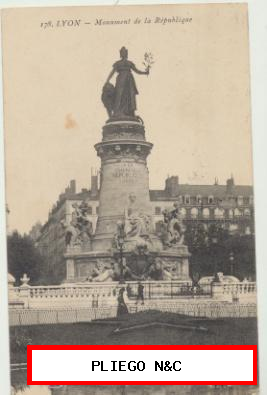 Lyon-Monument de la Republique. Franqueado y fechado en 1918