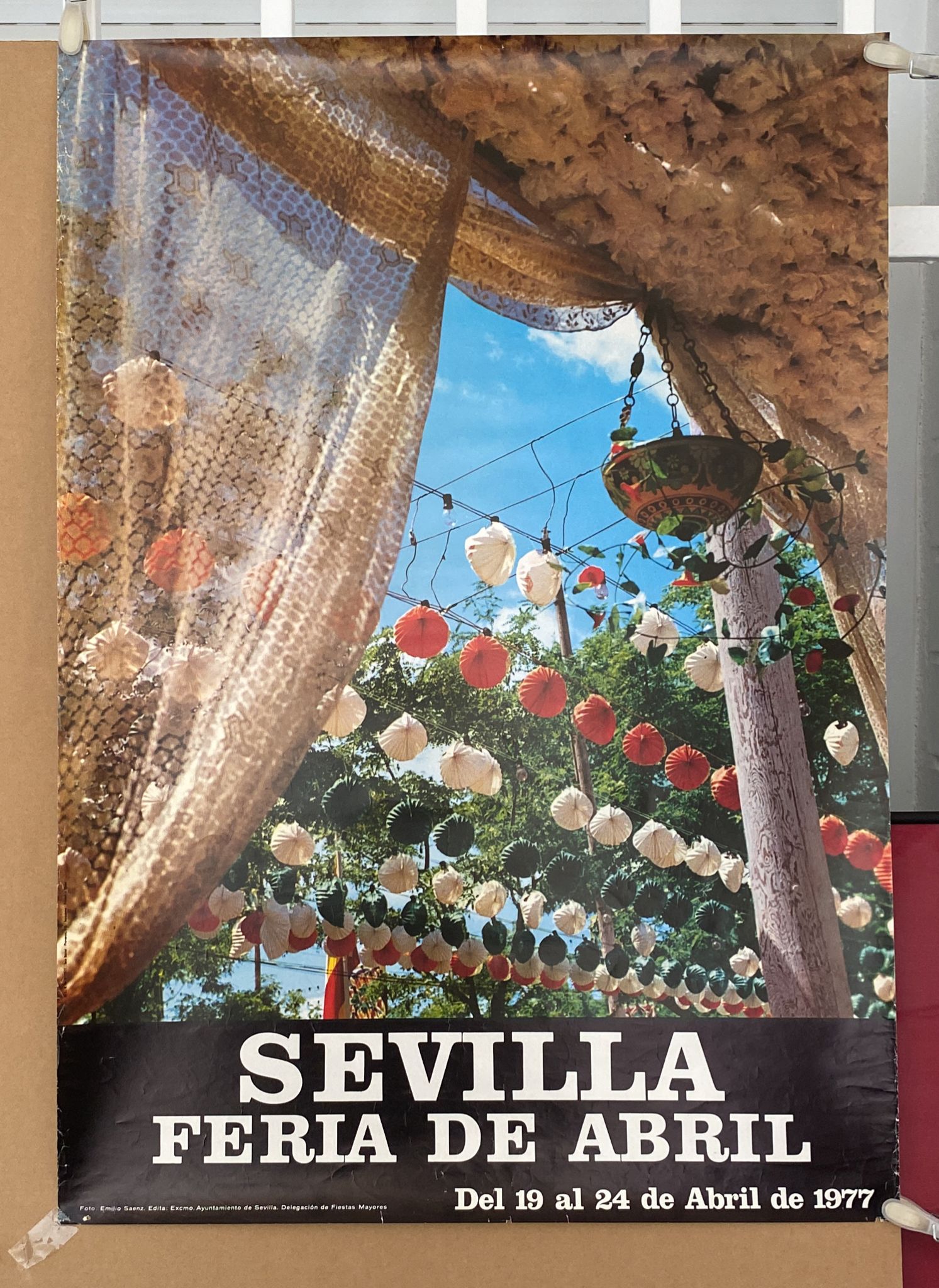 Cartel (68x48) Sevilla Feria de Abril 1977. Fot. Emilio Suarez