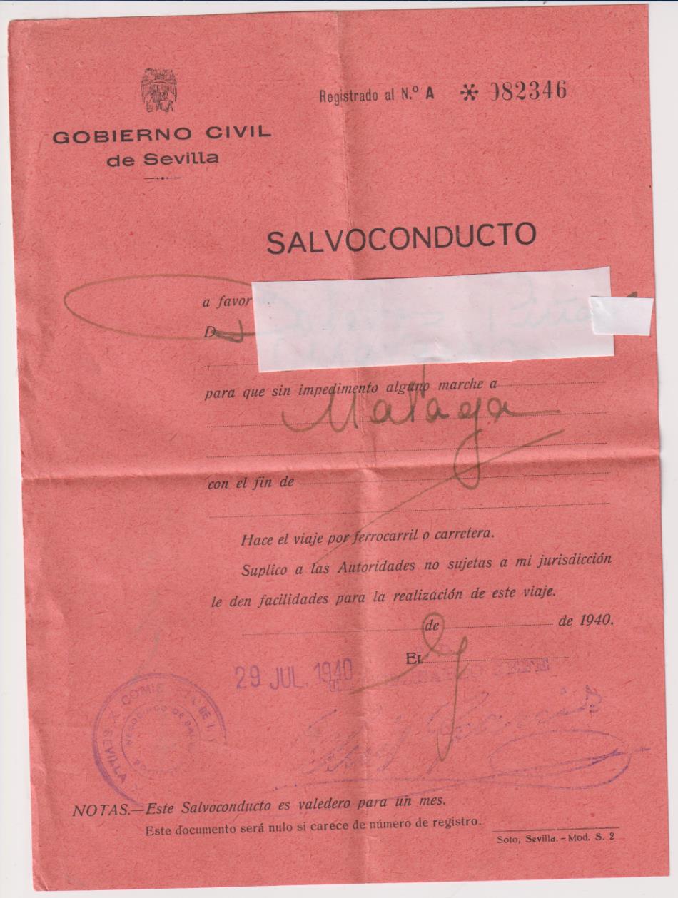 Salvoconducto. Gobierno Civil de Sevilla. Marcha a Málaga y regreso. Sevilla 29 julio 1940. Tampón de la Comisaría