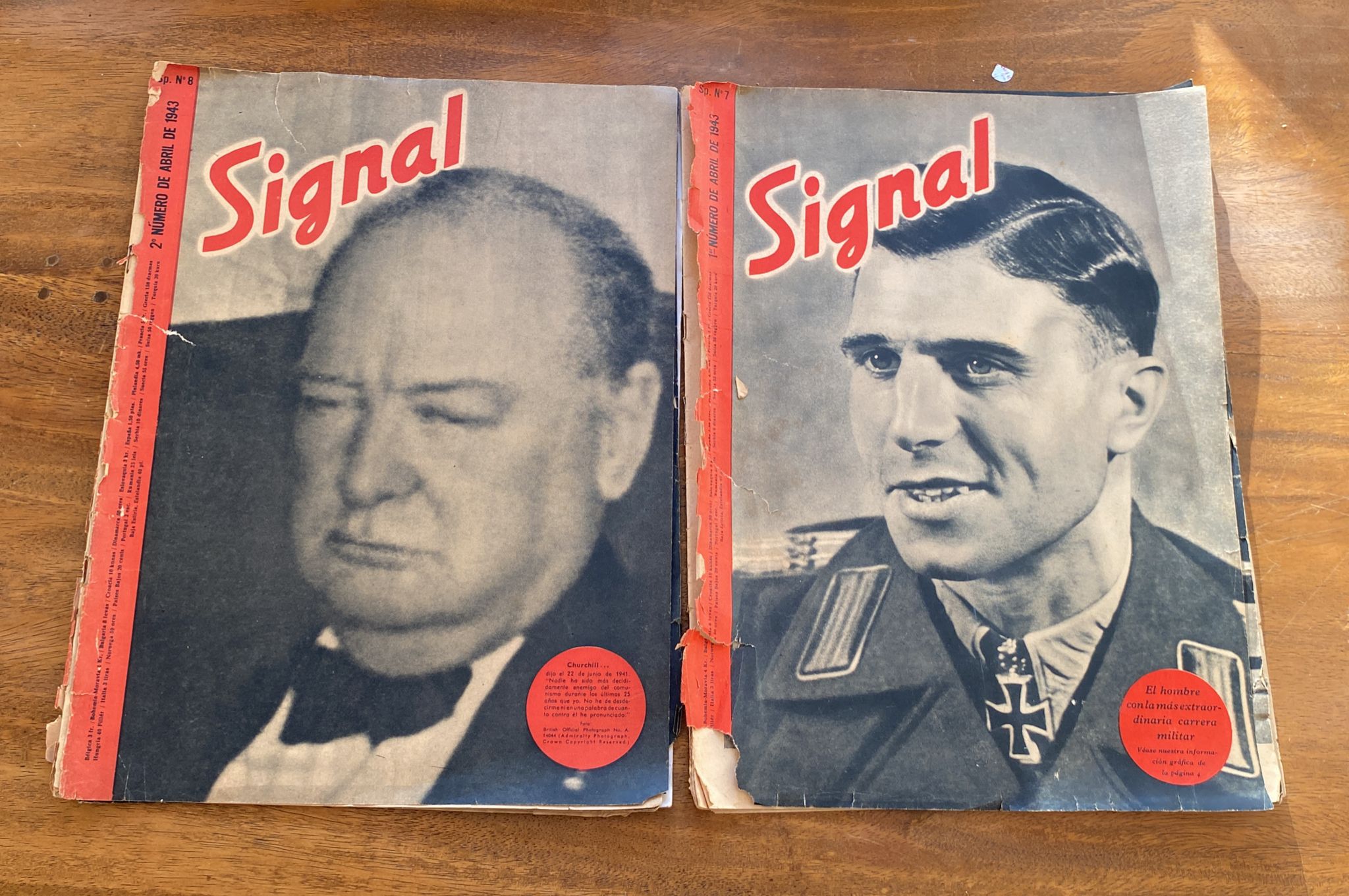 Lote de 2 Signal: 1ª y 2º Números de Abril de 1943. SP 7 y 8