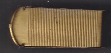 D. Leonardt & Cos. Birmingham. Cajita en forma de libro (65x55x22 mm.) Contiene 100 plumillas