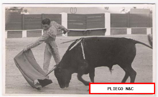 Foto Postal. Pepito Ordóñez. Cabra 24/06/52. Al primer novillo cortó las dos orejas y al segundo