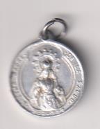 N. Sta.. madre de la Salud. Medalla (AL. 2 cms.) R/ Corazón de Jesús