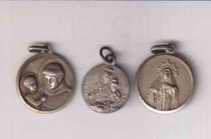Lote de 3 Medallas (AE Plateado 22 a 18 mm.) 