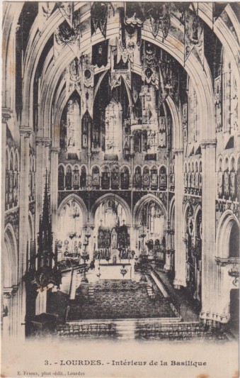 3. Lourdes. Interieur de la Basilique. E. Frioux. Phot-Édit. Sin usar