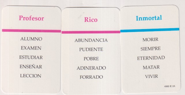 Juego de Cartas. 83 Naipes. Sin usar. Abierto para catalogar