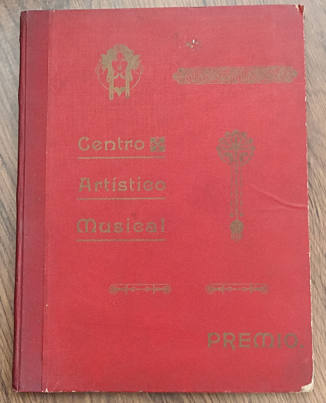 42 Etudes ou Caprices pour Violon. par R. Kreutzer. Revis par FR. Hermann. Nouvelle Editions. Leipzig. (31x23 cm.) 71 páginas